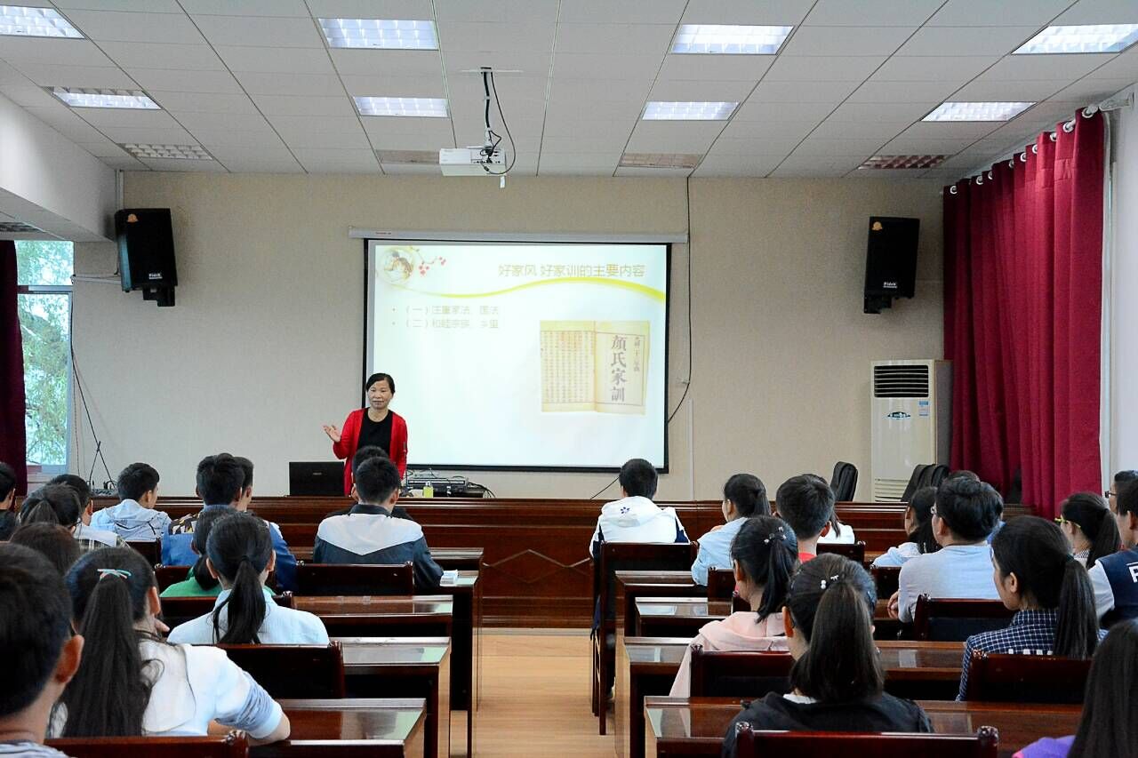 向善"道德讲堂"传好家风 感父母恩"专题宣讲在学校水管所道德讲堂开展